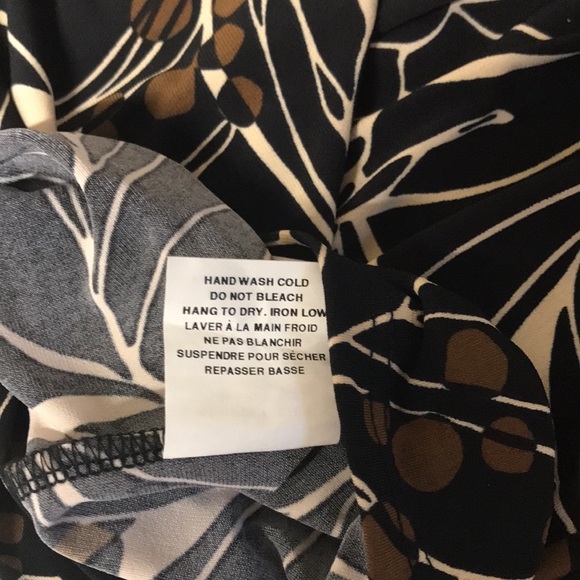 Pretty Black / Brown / Tan Pattern Flowy Cleo Mini / Cocktail Dress; Size 2P - Picture 9 of 13